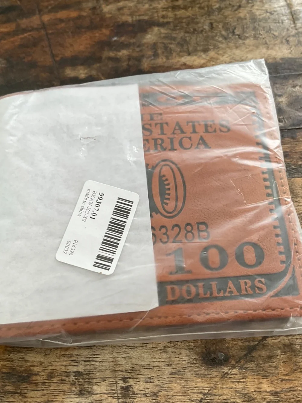 $100 bill new wallet,NWT.Tan.